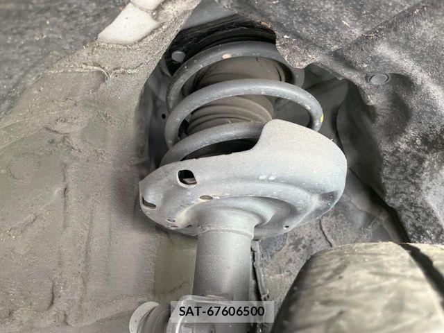 Lexus UX 2021-03 8438365-19