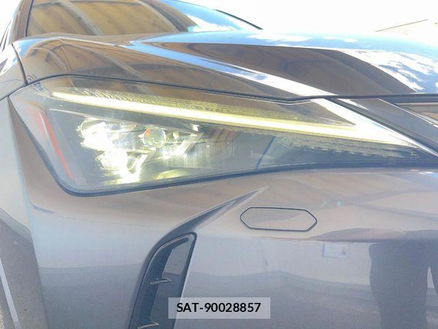 Lexus UX 2023-08 8438364-12