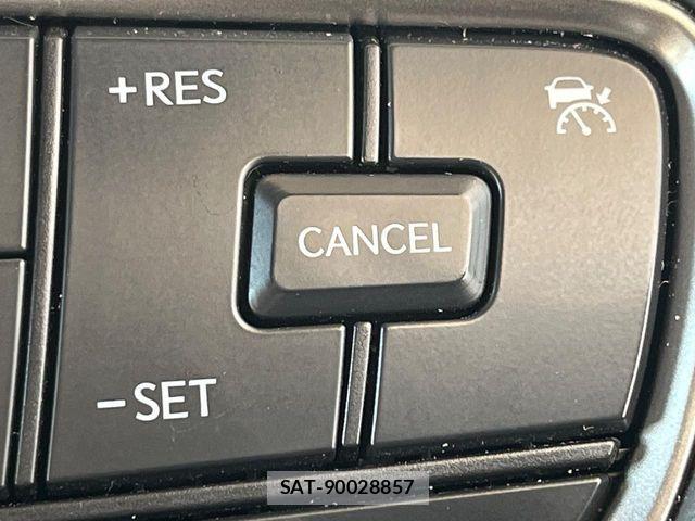 Lexus UX 2023-08 8438364-5
