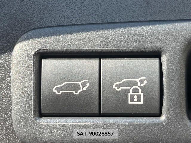 Lexus UX 2023-08 8438364-7