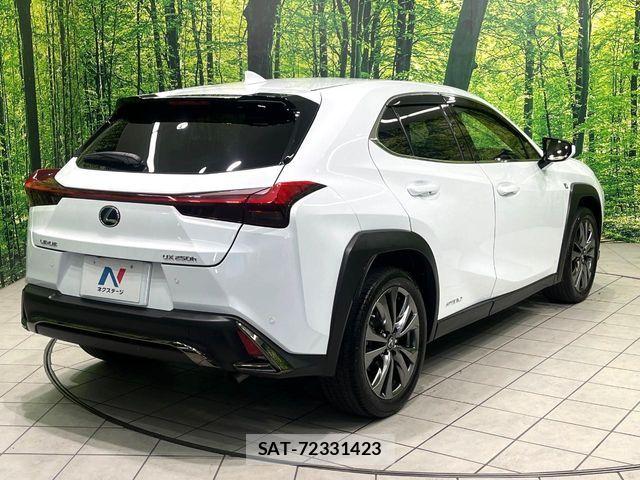 Lexus UX 2019-10 8457842-16