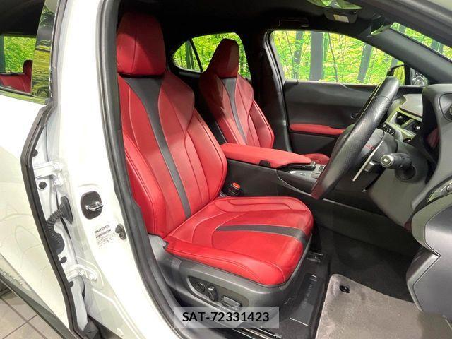 Lexus UX 2019-10 8457842-7
