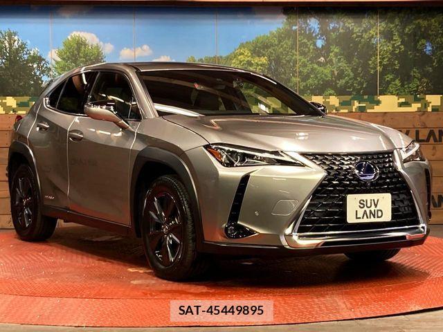 Lexus UX 2021-06 8457840-15