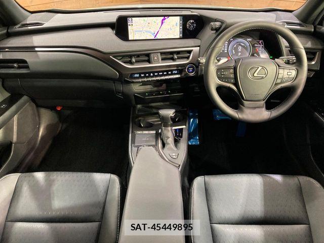 Lexus UX 2021-06 8457840-1