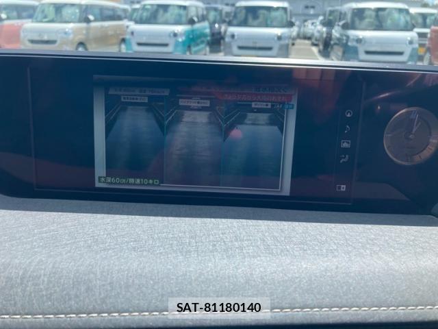 Lexus UX 2019-12 8485659-13