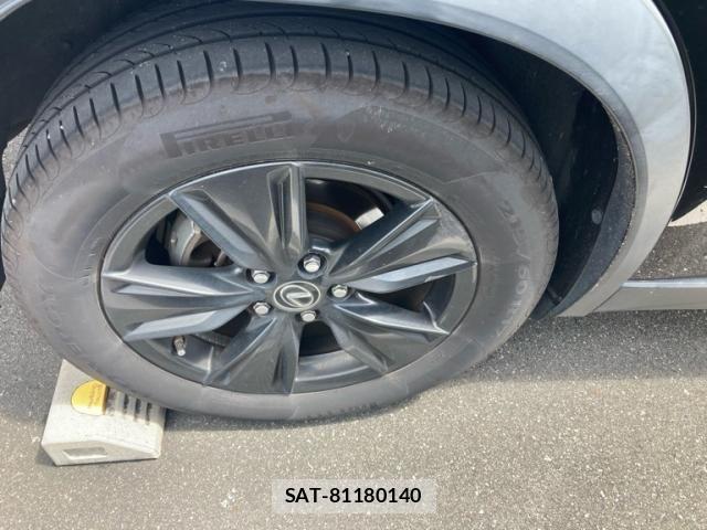 Lexus UX 2019-12 8485659-5