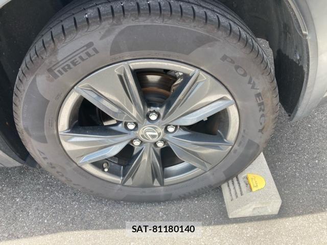 Lexus UX 2019-12 8485659-6