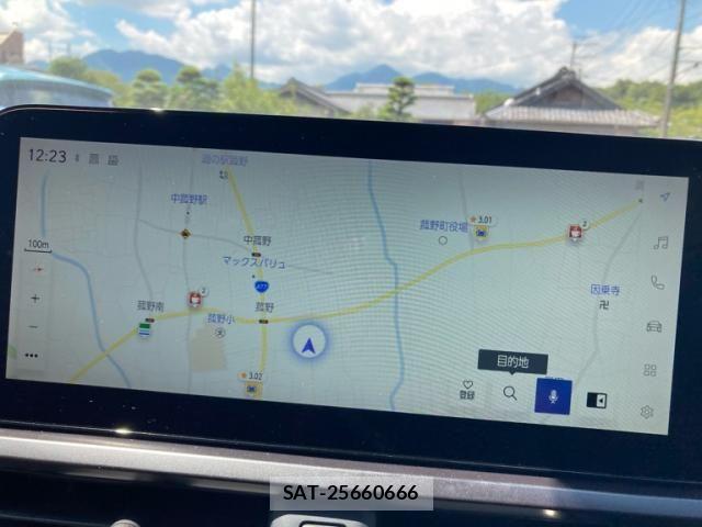 Lexus UX 2024-01 8485658-22