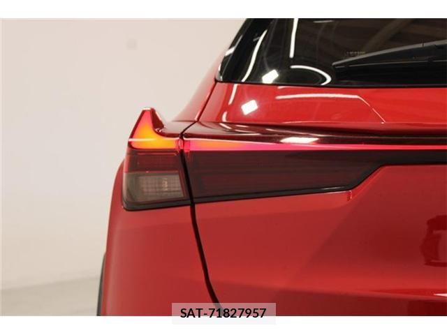 Lexus UX 2022-12 8485660-18