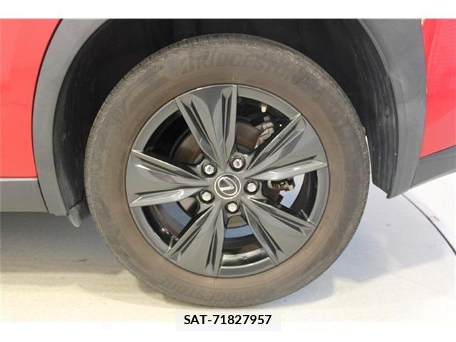 Lexus UX 2022-12 8485660-23