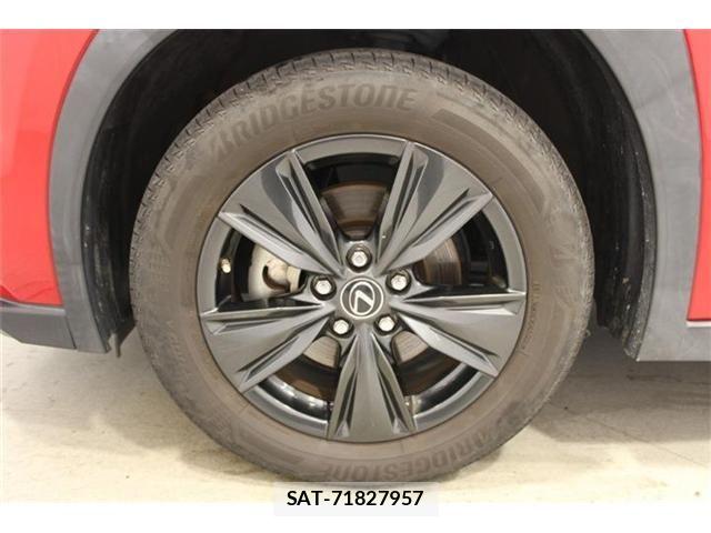 Lexus UX 2022-12 8485660-24