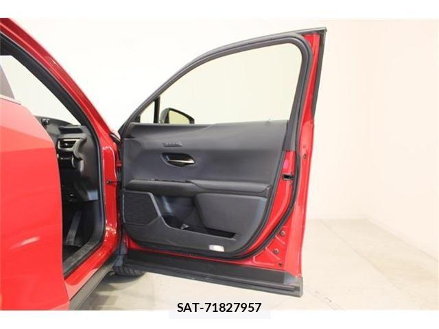 Lexus UX 2022-12 8485660-28