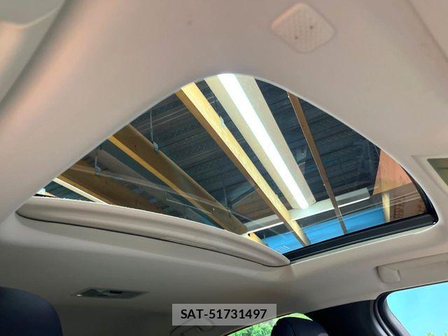Lexus UX 2019-09 8525602-2