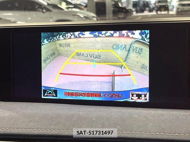 Lexus UX 2019-09 8525602-4