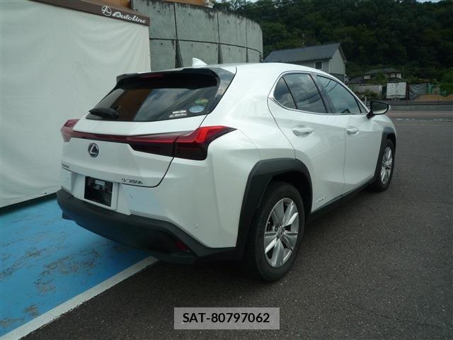 Lexus UX 2019-08 8525603-1