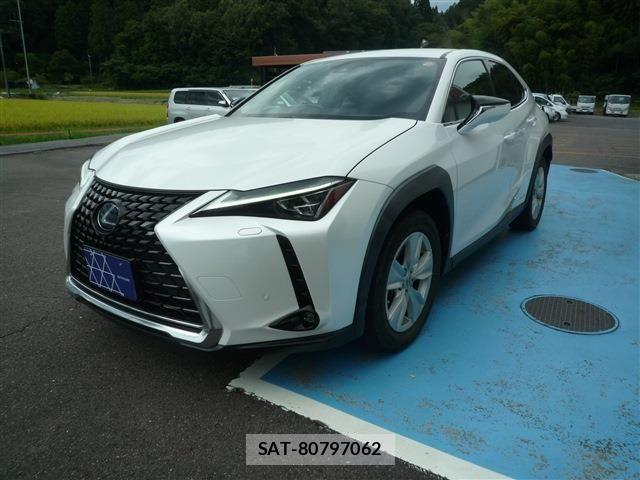 Lexus UX 2019-08 8525603-3
