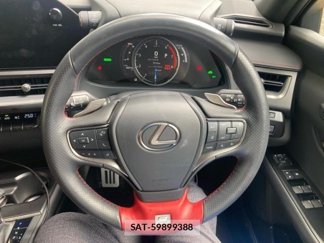 Lexus UX 2023-09 8562502-22