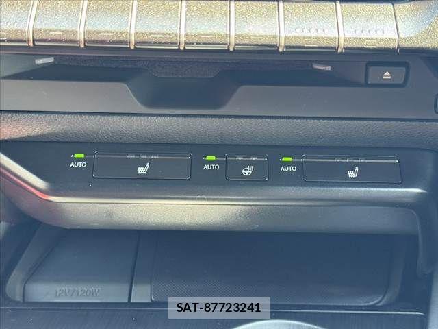 Lexus UX 2019-10 8562501-27