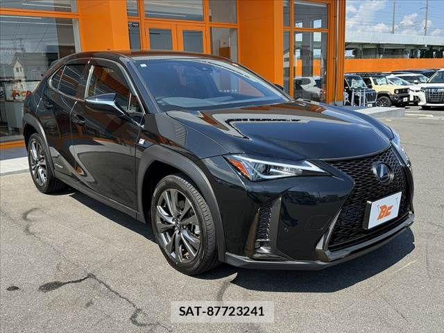 Lexus UX 2019-10 8562501-7