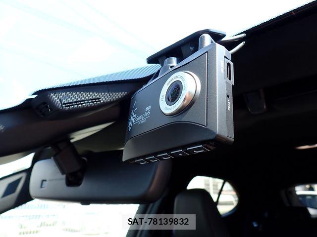 Lexus UX 2021-09 8562504-15