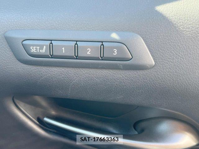 Lexus UX 2019-02 8627539-7