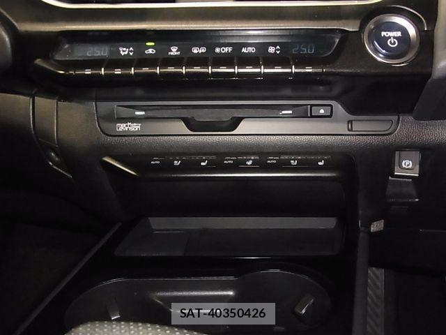 Lexus UX 2019-03 8627540-19