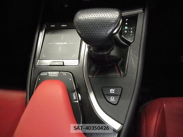 Lexus UX 2019-03 8627540-20