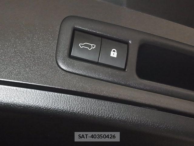 Lexus UX 2019-03 8627540-26