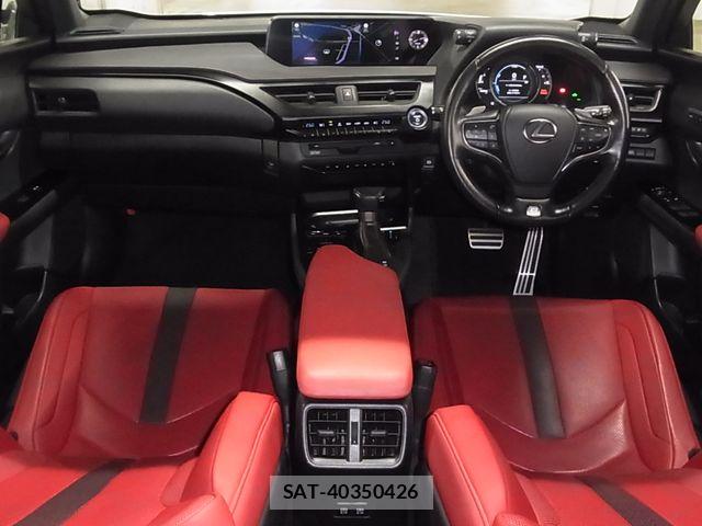 Lexus UX 2019-03 8627540-2