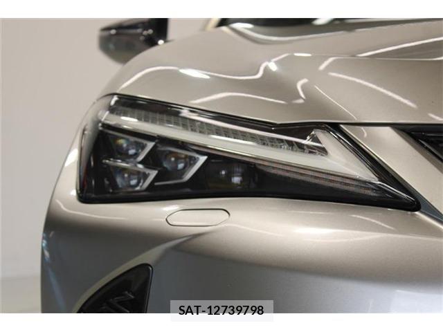 Lexus UX 2019-02 8666433-15