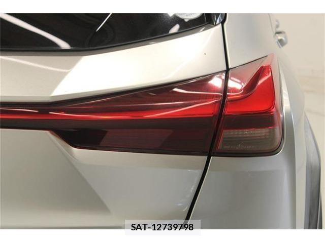 Lexus UX 2019-02 8666433-16