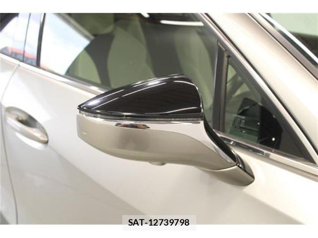 Lexus UX 2019-02 8666433-19