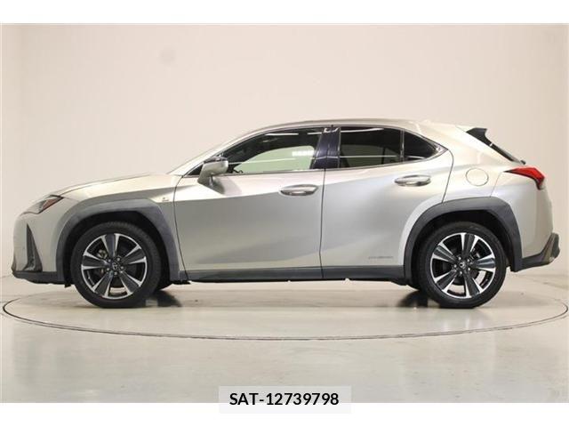 Lexus UX 2019-02 8666433-7