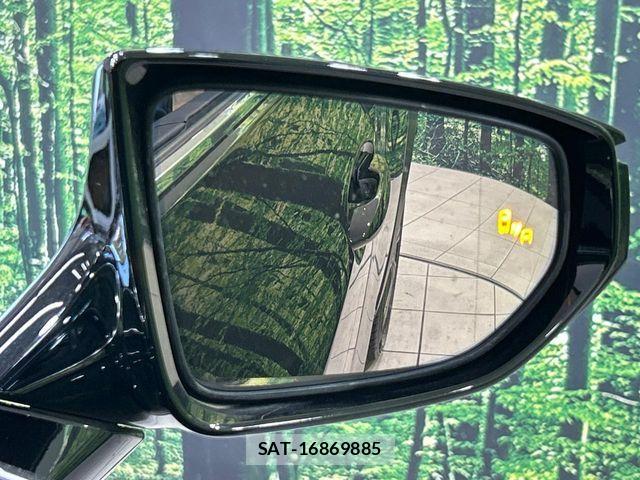 Lexus UX 2020-10 8666432-4