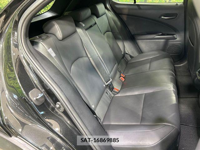 Lexus UX 2020-10 8666432-8