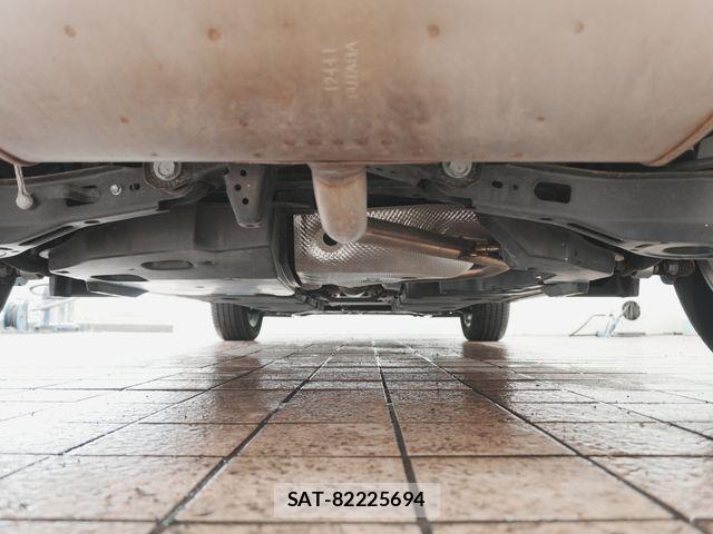 Lexus UX 2023-07 8685882-14