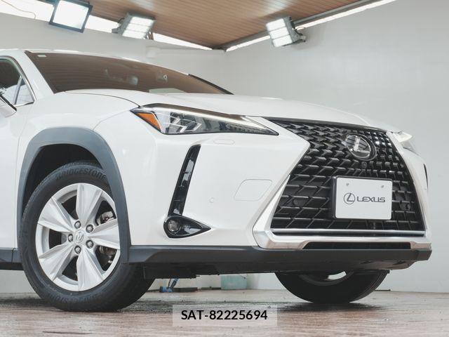 Lexus UX 2023-07 8685882-22