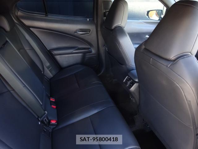 Lexus UX 2019-08 8685881-11