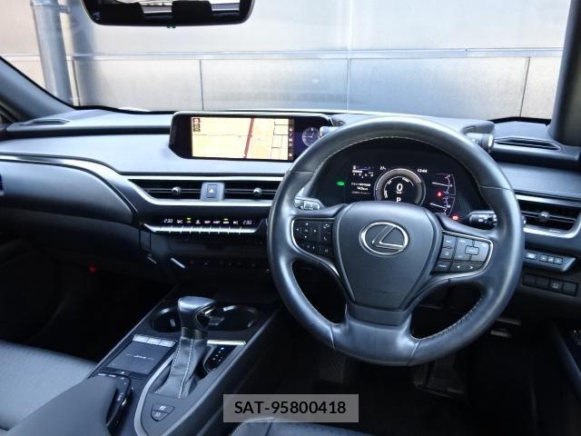 Lexus UX 2019-08 8685881-13
