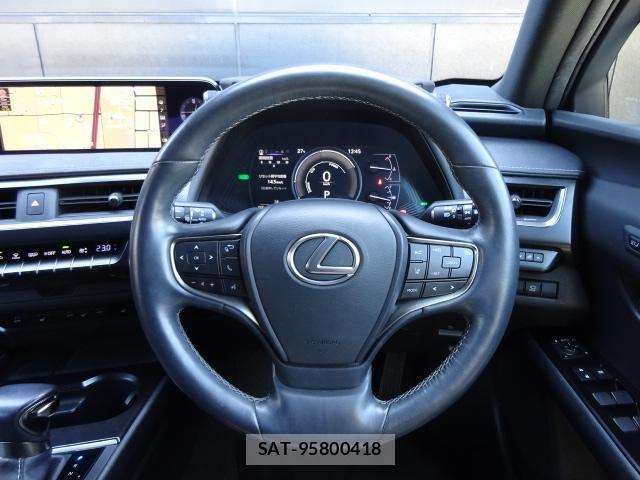 Lexus UX 2019-08 8685881-15