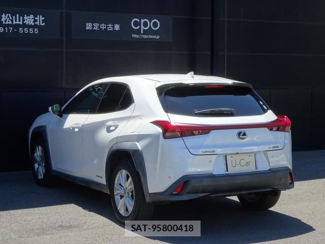 Lexus UX 2019-08 8685881-5