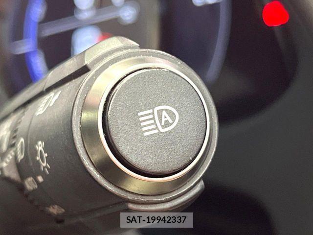 Lexus UX 2021-01 8685879-8