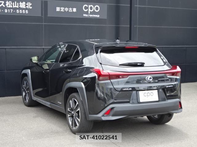 Lexus UX 2021-01 8685880-5