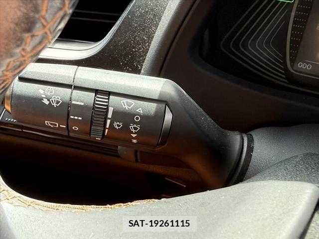 Lexus UX 2020-01 8685883-22