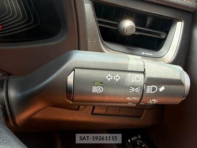 Lexus UX 2020-01 8685883-23