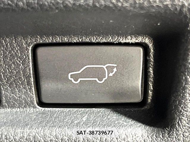 Lexus UX 2019-12 8743534-7