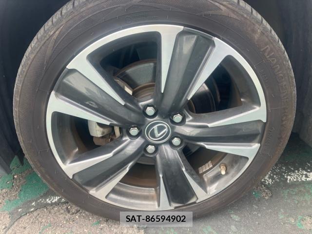 Lexus UX 2019-03 8743542-11