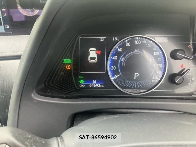 Lexus UX 2019-03 8743542-13
