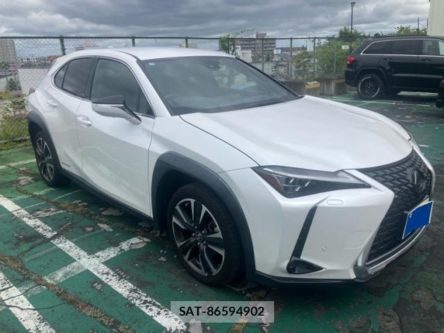 Lexus UX 2019-03 8743542-2