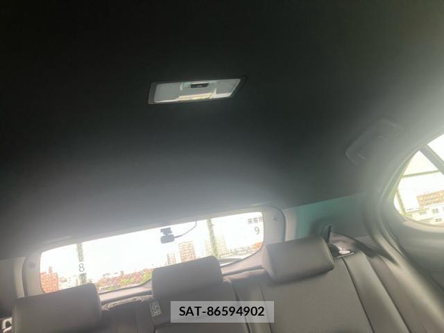 Lexus UX 2019-03 8743542-29
